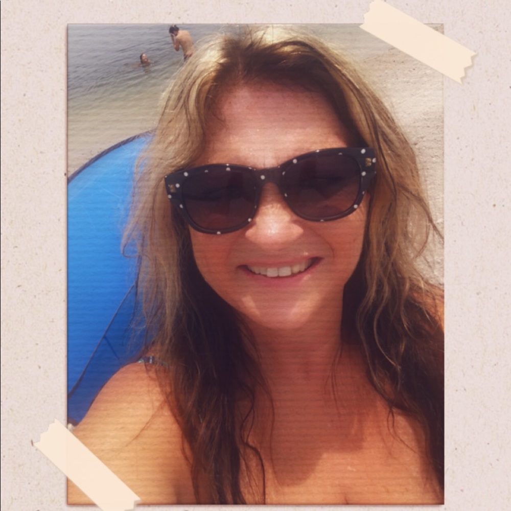 Meet your Posher, Linda